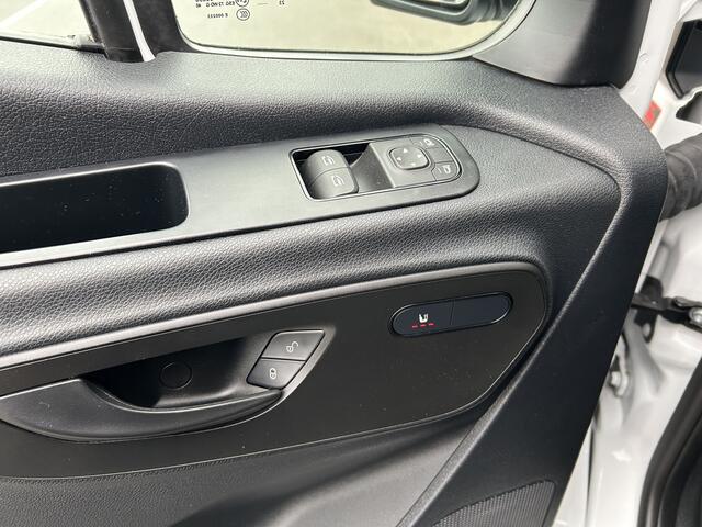 Mercedes-Benz SPRINTER 317 CDI L3 H2 3500KG Trekhaak / Automaat / MBUX / Camera / Parkeersensoren / Cruise control / Airco / 270 Graden achterdeuren