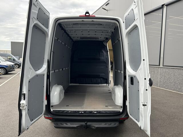 Mercedes-Benz SPRINTER 314 CDI L2 H2 Trekhaak / MBUX / Navigatie / Camera / Parkeersensoren / Airco / 270 Graden achterdeuren