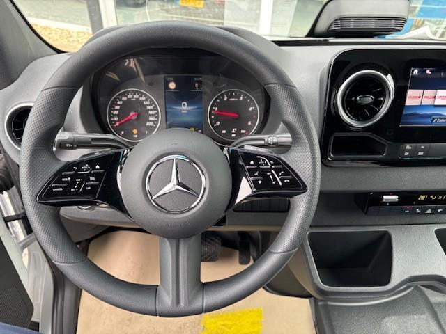 Mercedes-Benz SPRINTER 317 CDI Chassis L3 RWD PRO SMARTBOX MEUBELBAK MET LAADKLEP