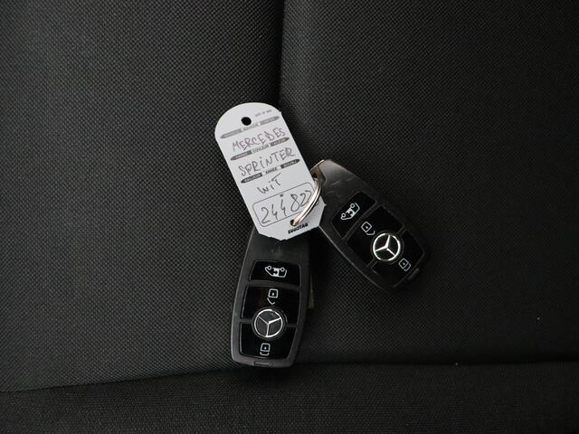 Mercedes-Benz SPRINTER 214CDI 7G-Tronic Automaat L2H2 | Navigatie | Camera | 3-Persoons | Airco | Cruise