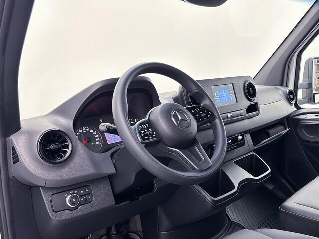 Mercedes-Benz SPRINTER 517 1.9 CDI Bakwagen Meubelbak met Laadklep Achteruitrijcamera Apple Carplay/Android Auto Cruise Control