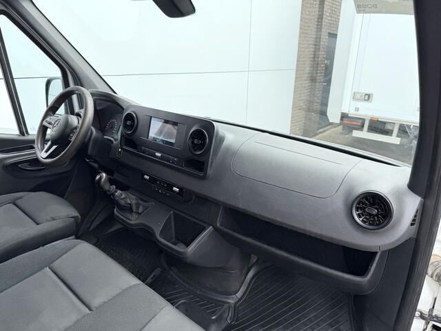 Mercedes-Benz SPRINTER 314 2.2 CDI L2H2 7 Stoelen Climate Control Cruise Control Camera Trekhaak Lucht geveerde stoel