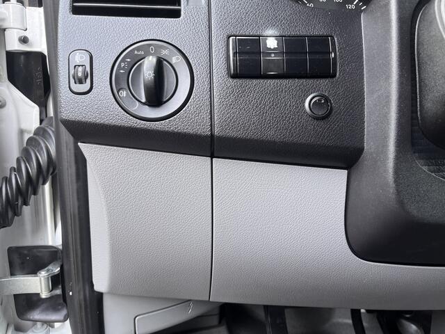 Mercedes-Benz SPRINTER 516 160pk Hoogwerker 13 meter Euro 6 Pto Omvormer Verkeersbord Bedieningspaneel Kastinrichting Airco Cruise control Tachograaf Steunpoten Telefoonverbinding