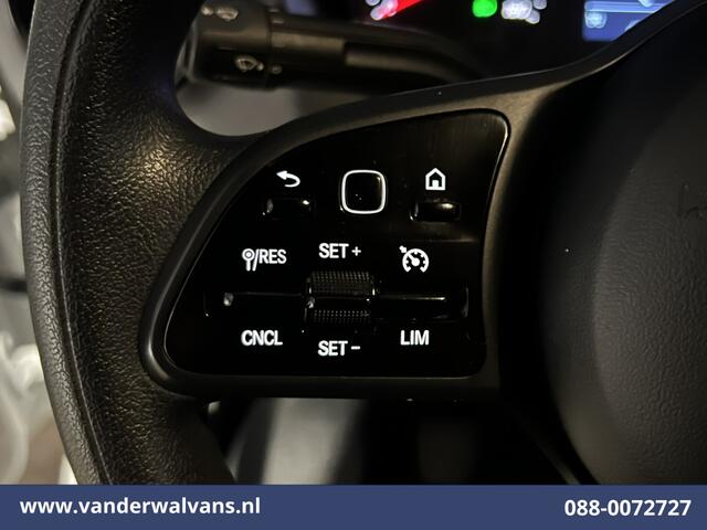 Mercedes-Benz SPRINTER 315 CDI 150pk L3H2 Euro6 Airco | 360 graden Camera | Navigatie | Apple Carplay | Android Auto | Cruisecontrol Stoelverwarming, Chauffeursstoel, Parkeersensoren, Bijrijdersbank
