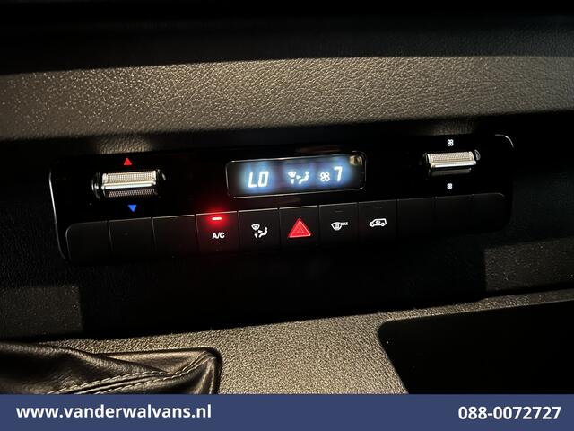 Mercedes-Benz SPRINTER 315 CDI 150pk L3H2 Euro6 Airco | 360 graden Camera | Navigatie | Apple Carplay | Android Auto | Cruisecontrol Stoelverwarming, Chauffeursstoel, Parkeersensoren, Bijrijdersbank