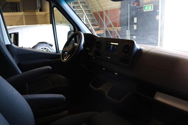 Mercedes-Benz SPRINTER 314 2.2 CDI L2H2 | MBUX | Navigatie | Cruise control | Camera | CarPlay | Android Auto | Airco | Nieuwe APK | Groot Onderhoud | NL Auto