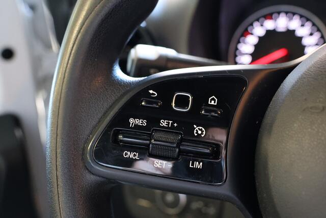 Mercedes-Benz SPRINTER 314 2.2 CDI L2H2 | MBUX | Navigatie | Cruise control | Camera | CarPlay | Android Auto | Airco | Nieuwe APK | Groot Onderhoud | NL Auto