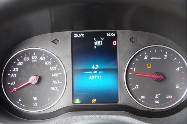 Mercedes-Benz SPRINTER 315 1.9 CDI L1H1 AUT. LEDER, TREKHAAK, CAMERA, NAVI, CRUISE, CLIMA, NL AUTO, NAP