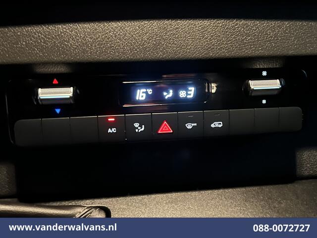 Mercedes-Benz SPRINTER 316CDI 164pk L3H2 Euro6 Airco | Camera | Navigatie | Apple Carplay | Android Auto | Cruisecontrol Chauffeursstoel, Stoelverwarming, Parkeersensoren, Bijrijdersbank