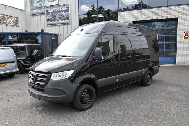 Mercedes-Benz SPRINTER 315 CDI L2H2 RWD Laadklep, MBUX navigatie met camera