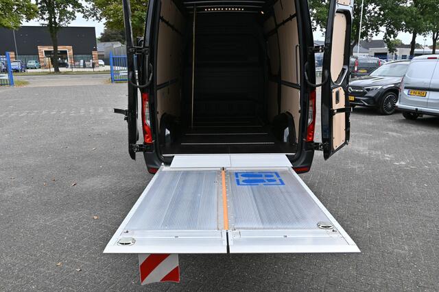 Mercedes-Benz SPRINTER 315 CDI L2H2 RWD Laadklep, MBUX navigatie met camera