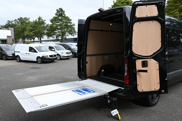 Mercedes-Benz SPRINTER 315 CDI L2H2 RWD Laadklep, MBUX navigatie met camera
