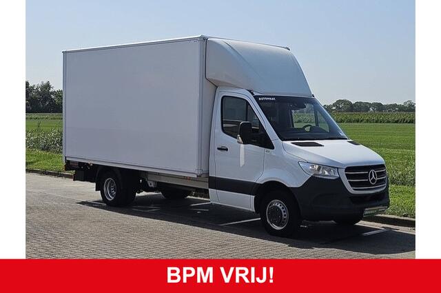 Mercedes-Benz SPRINTER 516 CDI Bakwagen Laadklep Mbux 10 Cruise Airco EURO6