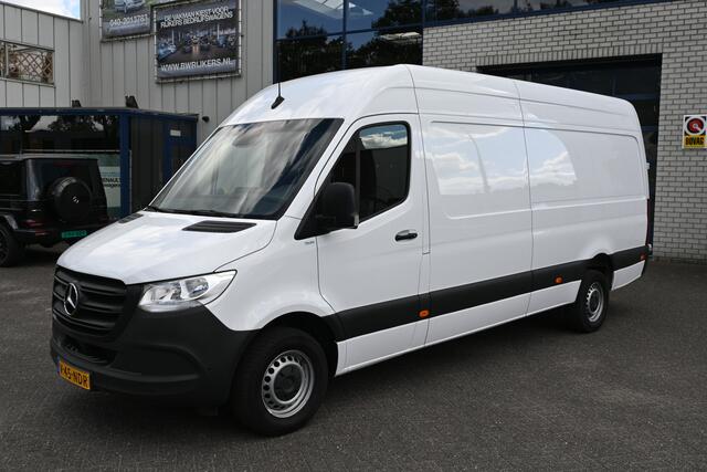 Mercedes-Benz SPRINTER 317 CDI L3H2 3500 KG trekhaak, Geveerde stoel, MBUX met camera