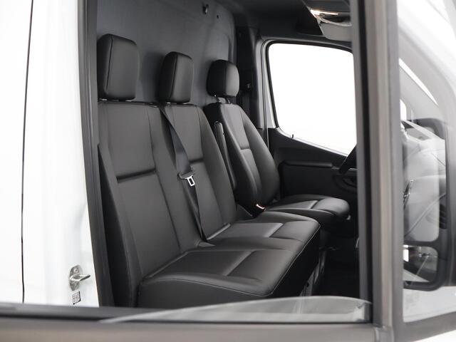 Mercedes-Benz SPRINTER 317 CDI L1 H1 | Aut. LED | TREKHAAK | STOELVERWARMING | BIJRIJDERSBANK | CRUISE | AIRCO | BUMPERS IN KLEUR | LEDEREN STUURWIEL | SPIEGELPAKKET | CERTIFIED