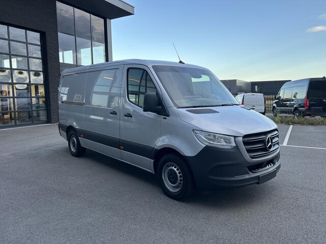 Mercedes-Benz SPRINTER 316 CDI L2 H1 Automaat / L+R Schuifdeur / Trekhaak / MBUX / Camera / Carplay navigatie / 270 Graden achterdeuren