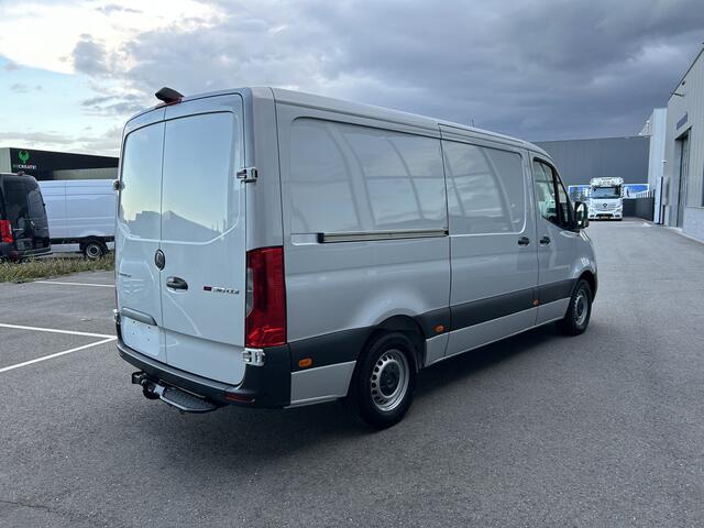 Mercedes-Benz SPRINTER 316 CDI L2 H1 Automaat / L+R Schuifdeur / Trekhaak / MBUX / Camera / Carplay navigatie / 270 Graden achterdeuren