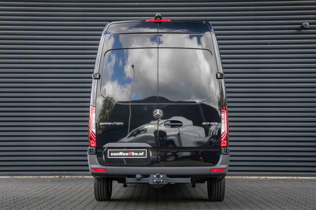 Mercedes-Benz SPRINTER 317 CDI L2H2 Pro 2x schuifdeur - LED - 3500 kg trekhaak