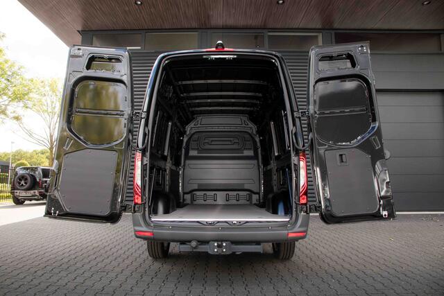 Mercedes-Benz SPRINTER 317 CDI L2H2 Pro 2x schuifdeur - LED - 3500 kg trekhaak