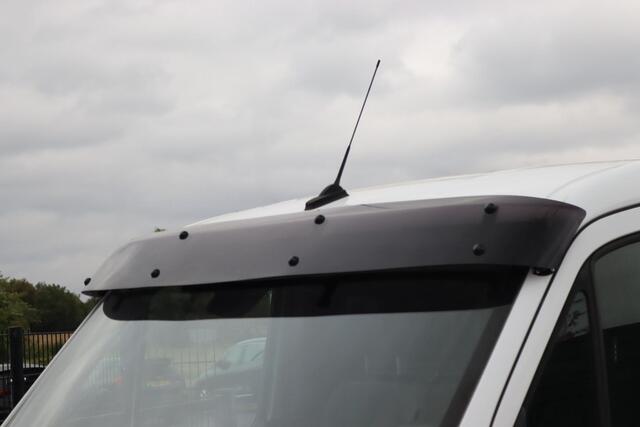 Mercedes-Benz SPRINTER 317 CDI 2.0 L2H1 Cruise Control, Navigatie, Camera, Leder, 3 Persoons, Climate Control