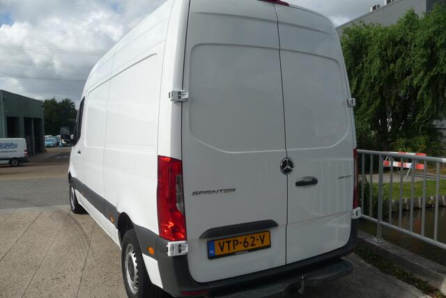 Mercedes-Benz SPRINTER 215 1.9 CDI L2H2 FWD Aut trekaak, camera,