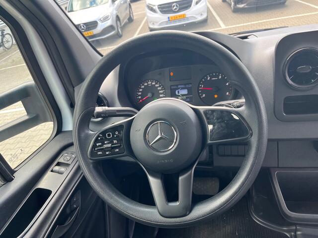 Mercedes-Benz SPRINTER 515 1.9 CDI / Box 4.4 mtr / Laadklep / Zijdeur