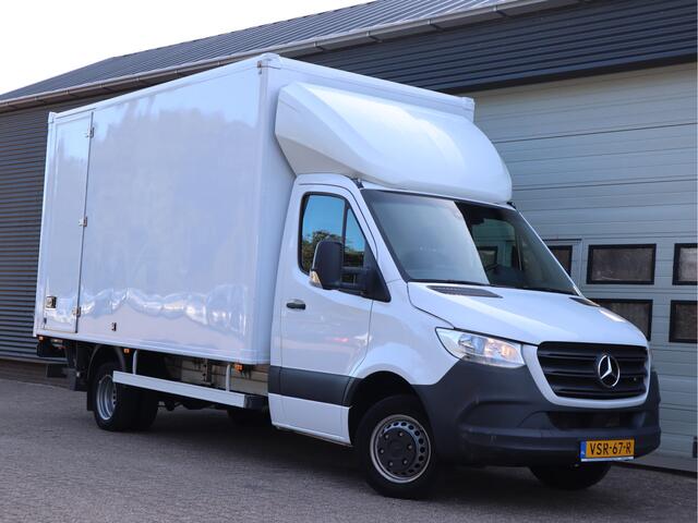Mercedes-Benz SPRINTER 515 CDI Automaat Euro 6 Bakwagen Laadklep - MBUX - Camera