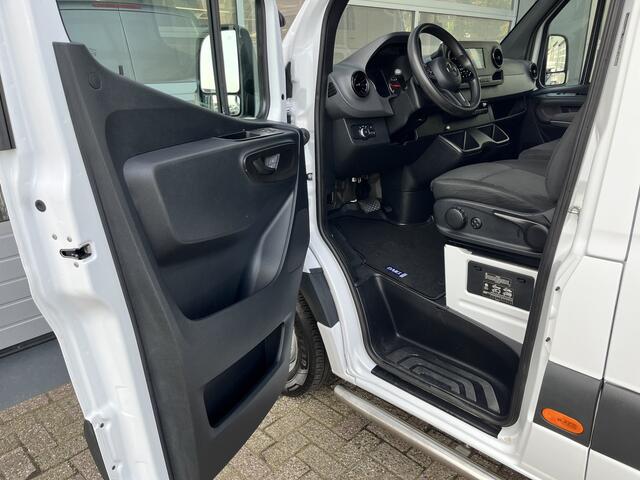 Mercedes-Benz SPRINTER 516 2.2 CDI L2H2 Dubbele lucht Trekhaak 3500kg trekgewicht Automaat Airco Cruise controle Apple carplay Telefoonverbinding Stuurwielbediening 3-Persoons Bestel 1e Eigenaar Euro 6