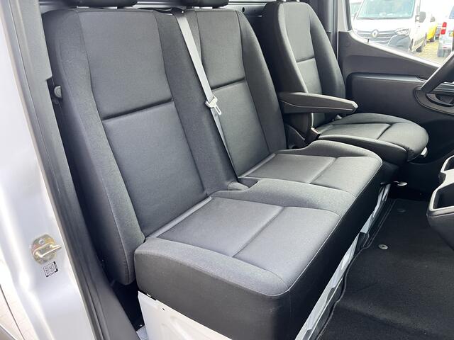 Mercedes-Benz SPRINTER 516 2.2 CDI L2H2 Dubbele lucht Trekhaak 3500kg trekgewicht Automaat Airco Cruise controle Apple carplay Telefoonverbinding Stuurwielbediening 3-Persoons Bestel 1e Eigenaar Euro 6