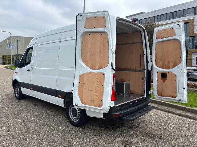 Mercedes-Benz SPRINTER 317CDI L2H2 Automaat Airco Navi Cruisecontrol 46000KM EURO 6