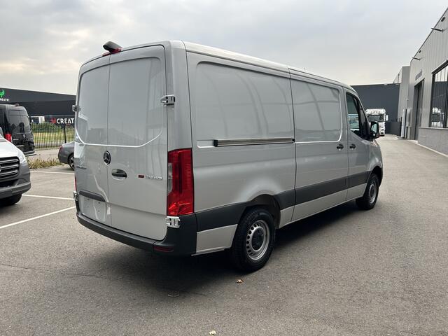 Mercedes-Benz SPRINTER 315 CDI L2 H1 RWD / MBUX / Camera / Carplay navigatie / Airco / 270 Graden achterdeuren