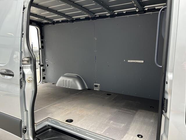 Mercedes-Benz SPRINTER 315 CDI L2 H1 RWD / MBUX / Camera / Carplay navigatie / Airco / 270 Graden achterdeuren