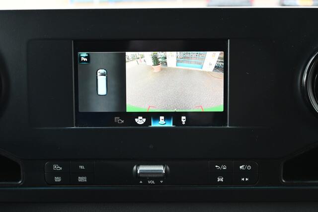 Mercedes-Benz SPRINTER 316 CDI L2H2 3500 kg Trekhaak, Geveerde stoel, MBUX met navigatie en camera, Standkachel