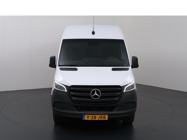 Mercedes-Benz SPRINTER 319 CDI 190 PK | L2 H2 | RWD | AUT. | MBUX 10.25" | AIRCO | CRUISE CONTROL | NAVIGATIE | STOELVERWARMING | CAMERA | LED VERLICHTING