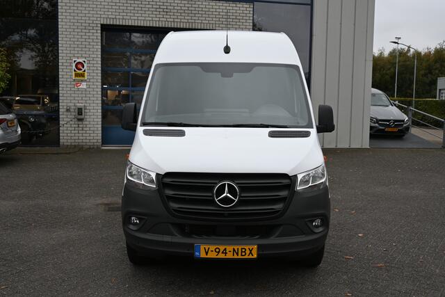 Mercedes-Benz SPRINTER 317 CDI L2H2 MBUX navigatie met 360 graden camera, Stoelverwarming, Etc.