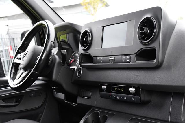 Mercedes-Benz SPRINTER 317 1.9 CDI L2H2 RWD Black Edition Camera, Cruise, Carplay, Standkachel, LED, Automaat, Stoelverwarming, Trekhaak, Uniek!