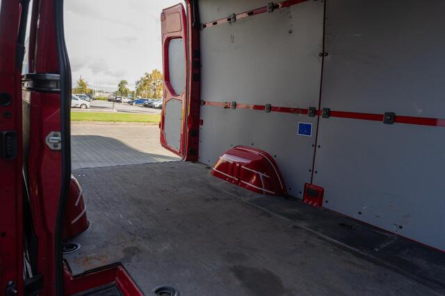Mercedes-Benz SPRINTER 315 1.9 CDI L2H2 Trekhaak, Camera, Keyless, Dodehoek Detectie, Cruise Control, PDC v+a