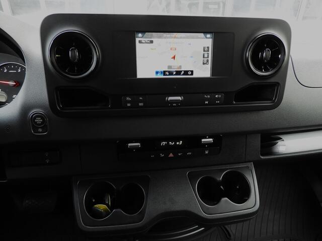 Mercedes-Benz SPRINTER 315 1.9 CDI L1H1 RWD AUT | LED | 360° | NAV | DISTRONIC