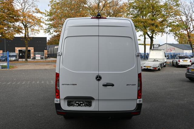 Mercedes-Benz SPRINTER 317 CDI L3H2 Pro 10.25 MBUX met camera