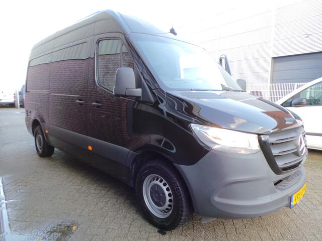 Mercedes-Benz SPRINTER 315 1.9 CDI L2H2 Aut. Laadklep 750kg Airco,Cruise,Navigatie,Enz