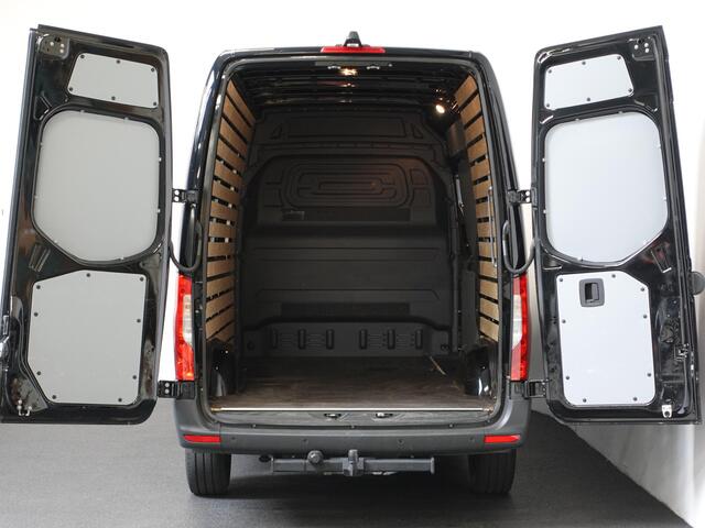 Mercedes-Benz SPRINTER 1.9 CDI 315 150PK L2H2 RWD Automaat Airco Navigatie Camera 3Zits Cruise Control