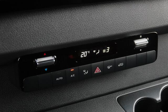 Mercedes-Benz SPRINTER L2H2 319Cdi 190Pk 9G-Tronic | Dubbel Cabine | 5-Persoons | RWD | 2x Schuifdeur | 360° Camera | Silbergrau