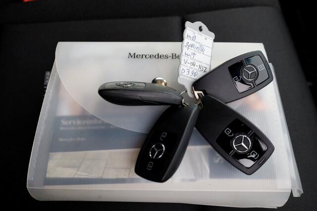 Mercedes-Benz SPRINTER 519 3.0 CDI V6 L2H2 4X4 ZG3 Airco/Camera/Trekhaak 3500kg/Inrichting 12-2019