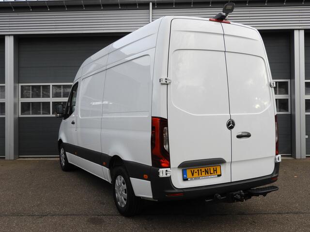 Mercedes-Benz SPRINTER 317 1.9 CDI L2H2 RWD AUT | LED | 10.25" MBUX | 3.5t. TREKHAAK