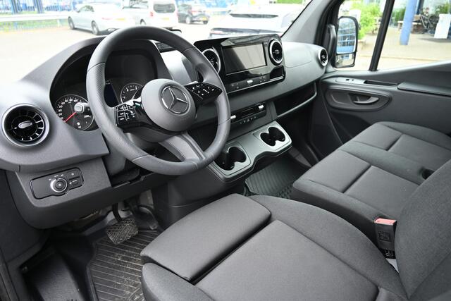Mercedes-Benz SPRINTER 317 CDI L2H2 Pro 3500 kg trekhaak, LED verlichting, Geveerde stoel