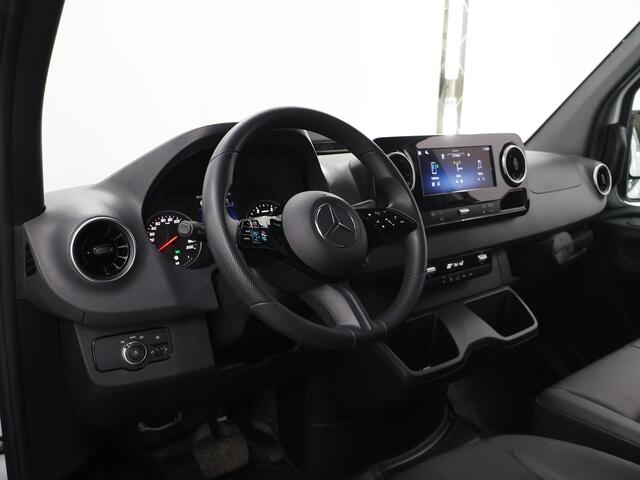Mercedes-Benz SPRINTER 317 CDI | L2 H2 | Pro | Aut. | 3500 KG AHW | Apple Carplay / Android Auto | Parkeercamera | Airco | Stoelverwarming | Keyless Go | Certified