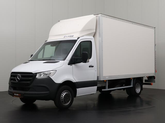 Mercedes-Benz SPRINTER 515CDI Bakwagen+Laadklep | Airco | Cruise | 3-Persoons | Dakspoiler