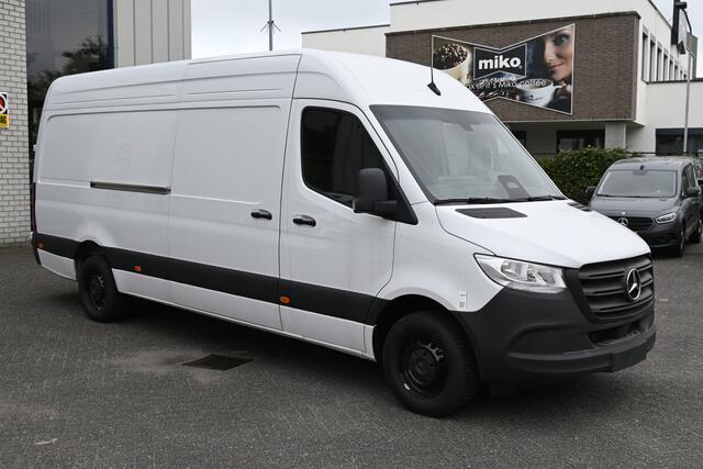 Mercedes-Benz SPRINTER 317 CDI L3H2 Pro MBUX met navigatie, Comfort stoel met armleuning, Etc.