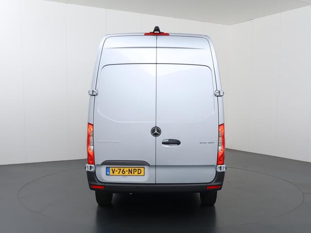 Mercedes-Benz SPRINTER 319 CDI | Aut. | L2 H2 | Pro | 3500 KG. AHW | LED | 3500 KG AHW VOORBEREIDING | STOELVERWARMING | ACHTERUITRIJCAMERA | METALLIC | E4S SMARTPHONE INTEGRATIE | DODEHOEKDETECTIE | LICHTMETALEN VELGEN