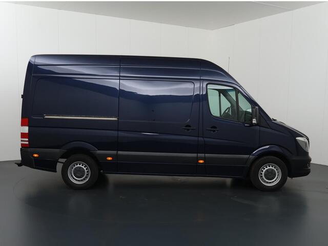 Mercedes-Benz SPRINTER 316 2.2 CDI | 3500 KG. AHW | 3-zits | Parkeercamera | Trekhaak | Navigatie | Betimmering | Bluetooth |